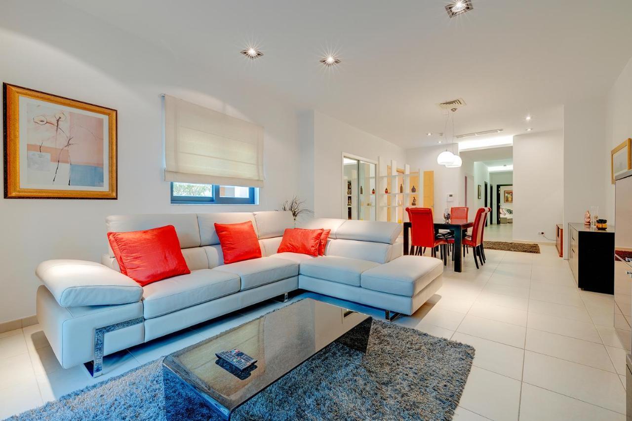 Seaside Oasis Your Own Private Getaway In St Julians San Ġiljan Exterior foto