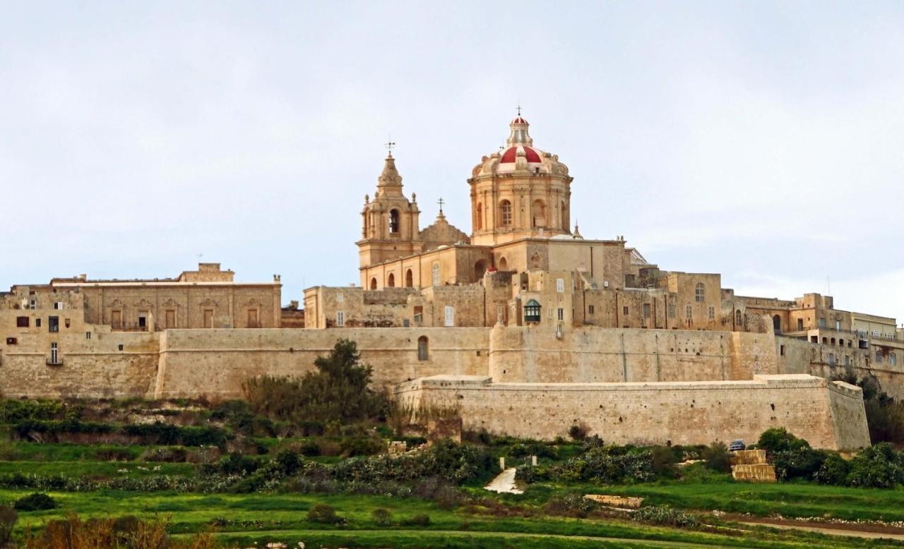 Seaside Oasis Your Own Private Getaway In St Julians San Ġiljan Exterior foto